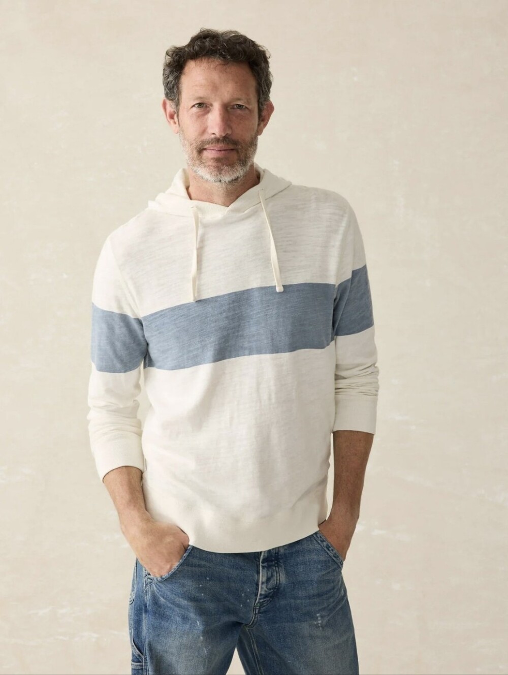 NWT Faherty Cream Hoodie with Navy Graphic XL